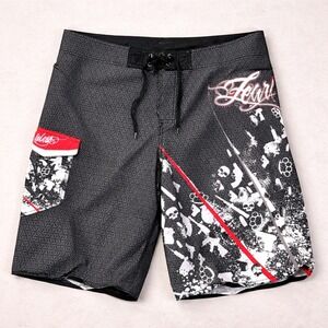Vintage Fearless Boardshorts Mens 38 Y2K Long Baggy Skulls Guns AOP Surf Biker